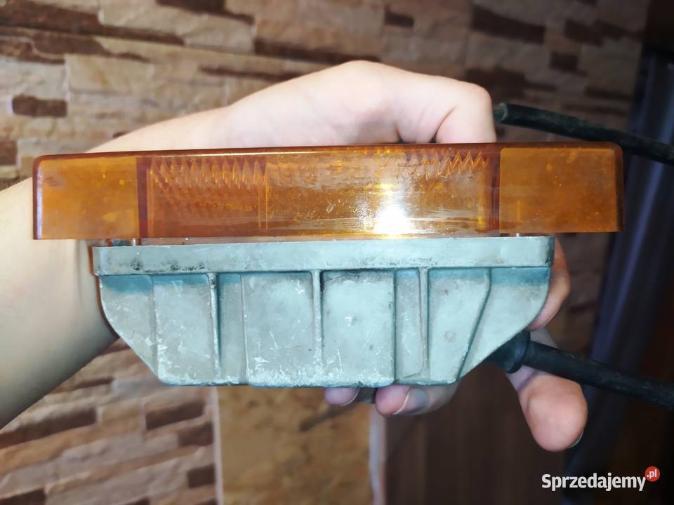 VW Passat B2 Typ 32B lampa kierunkowskaz światło osobowe pomorskie Nowy Staw