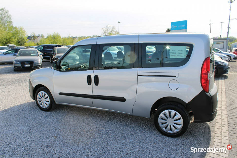 Opel Combo Cdti FVAT LONG Salon Gwarancja D 2011 srebrny Opel Warszawa