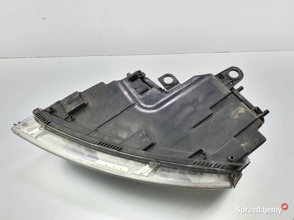 LAMPA LEWA PRZÓD AUDI A8 D3 Lipno sprzedam