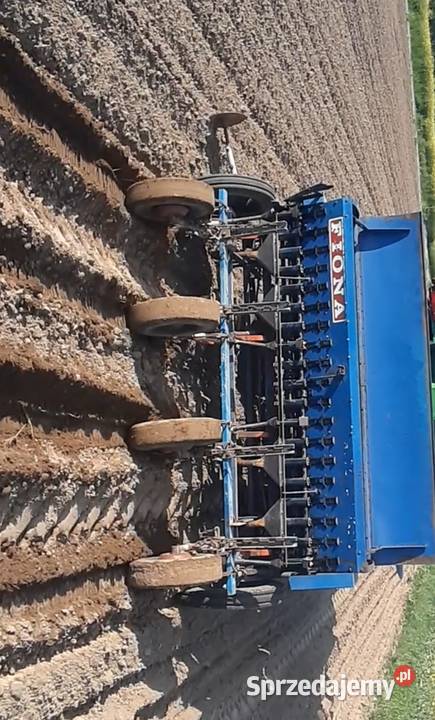 Sprzedam siewnik Fiona pod kukurydzę sprzedam