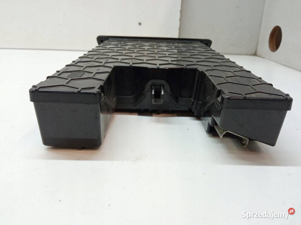 SCHOWEK NA DOKUMENTY MOVANO B 685601717R Renault Rok produkcji 2013