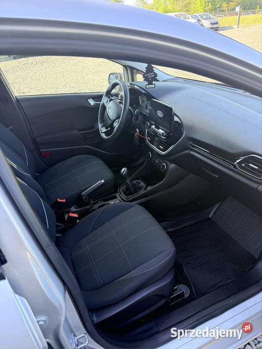 Ford Fiesta Benzyna 2018r wielofunkcyjna kierownica Tomaszów Lubelski