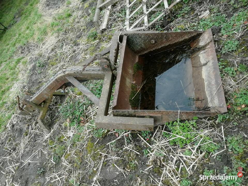 Tur na tył traktora unowersalny Piestrzec