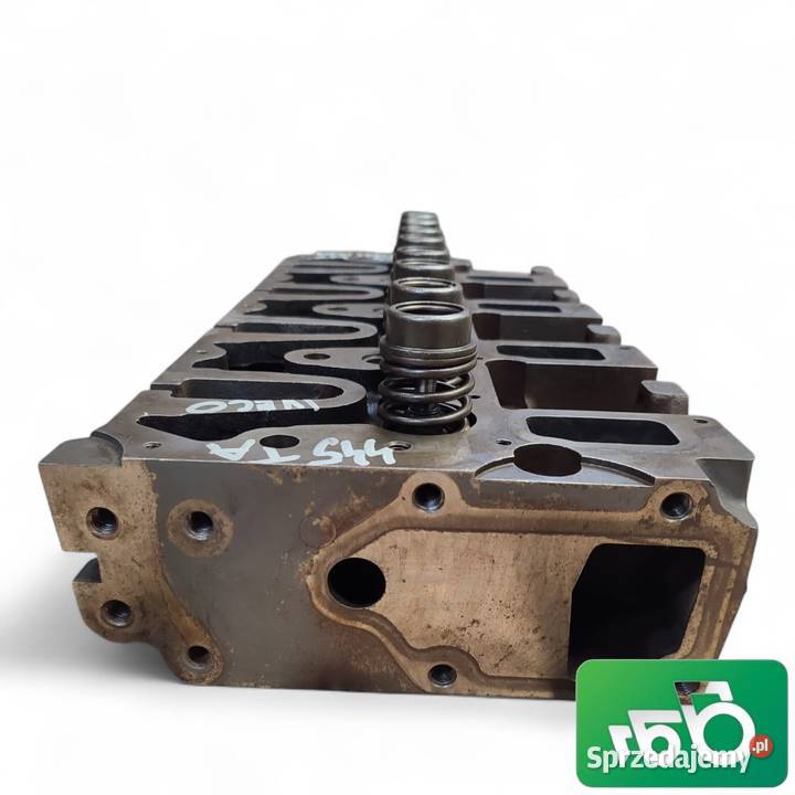 Głowica silnika Iveco 445TA Holland LM 435