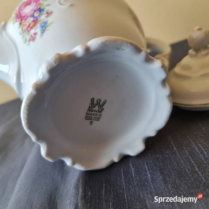 Porcelanowy dzbanek z FP Wawel PRL Warszawa