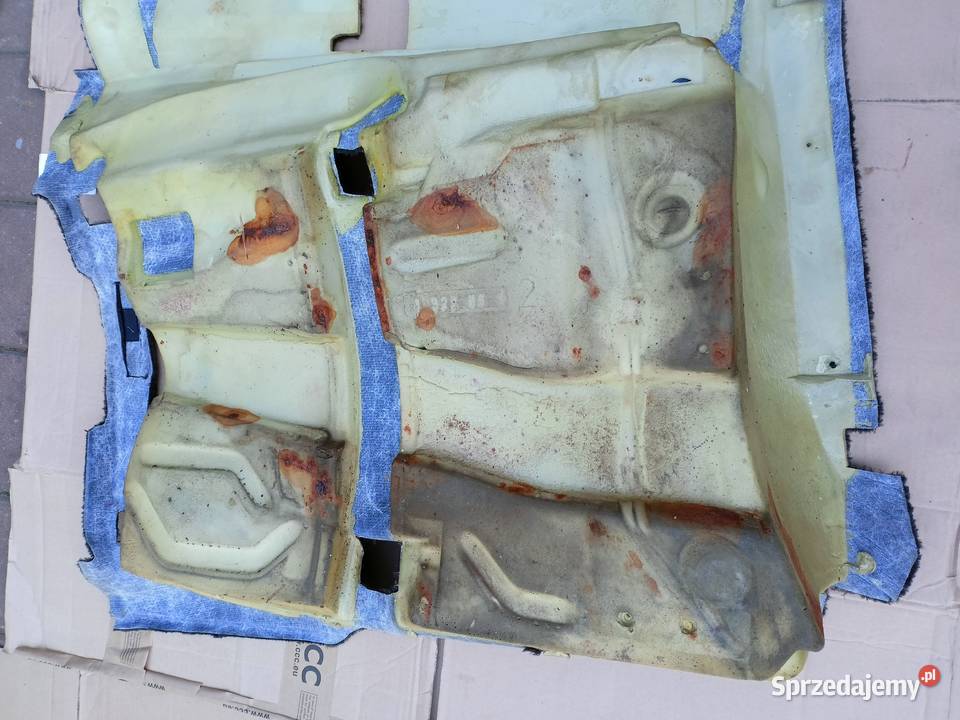 Mercedes W202 Cklasa wykładzina podłogowa czarna osobowe Skarżysko-Kamienna