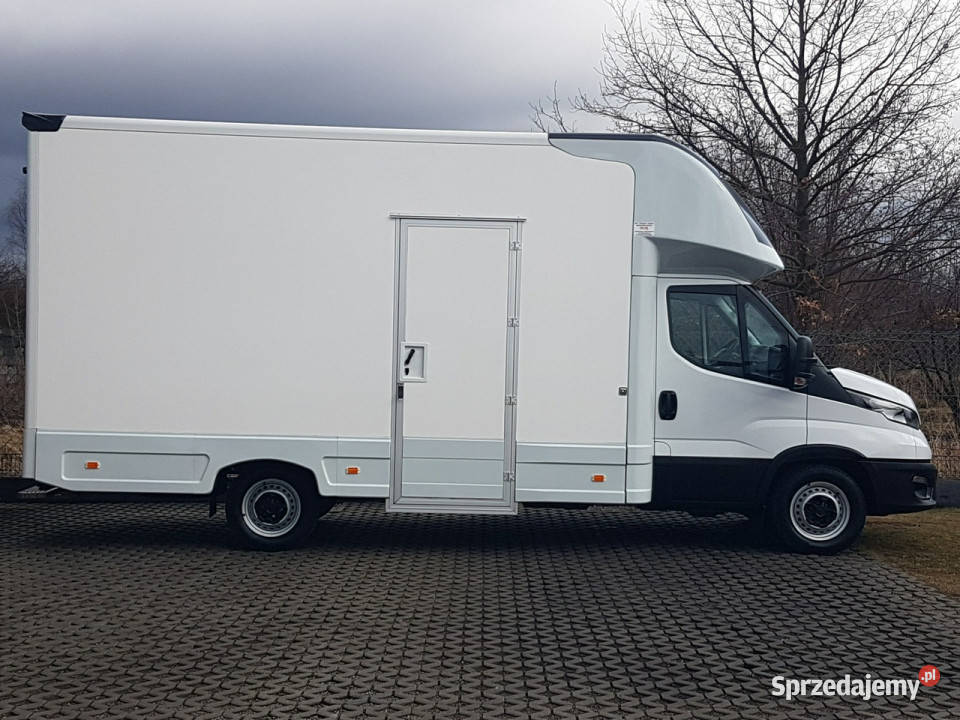 Iveco Daily KONTENER NISKOPODŁOGOWY 443x223x242 Poręba