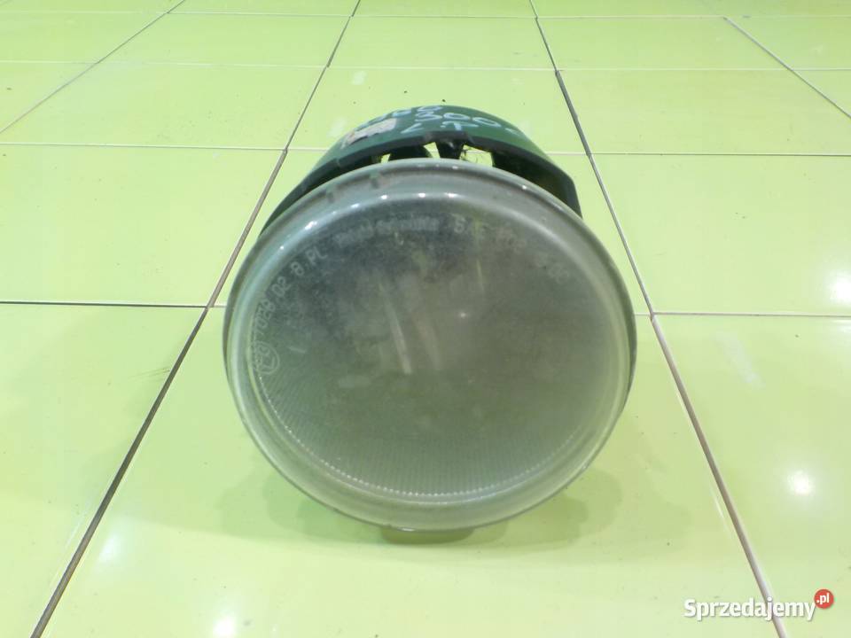 CHRYSLER 300C 30 CRD 06r SEDAN 4D halogen lewy mazowieckie