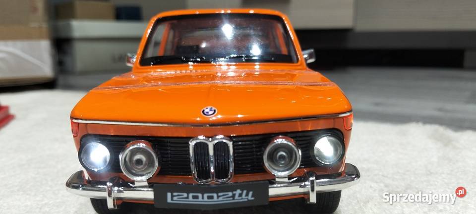 BMW 2002 Tii w skali 118 sprzedam