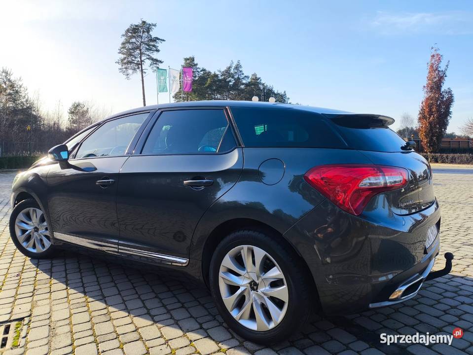 DS 5 20 HDI hybryda 4x4 Rok produkcji 2015 Mielec