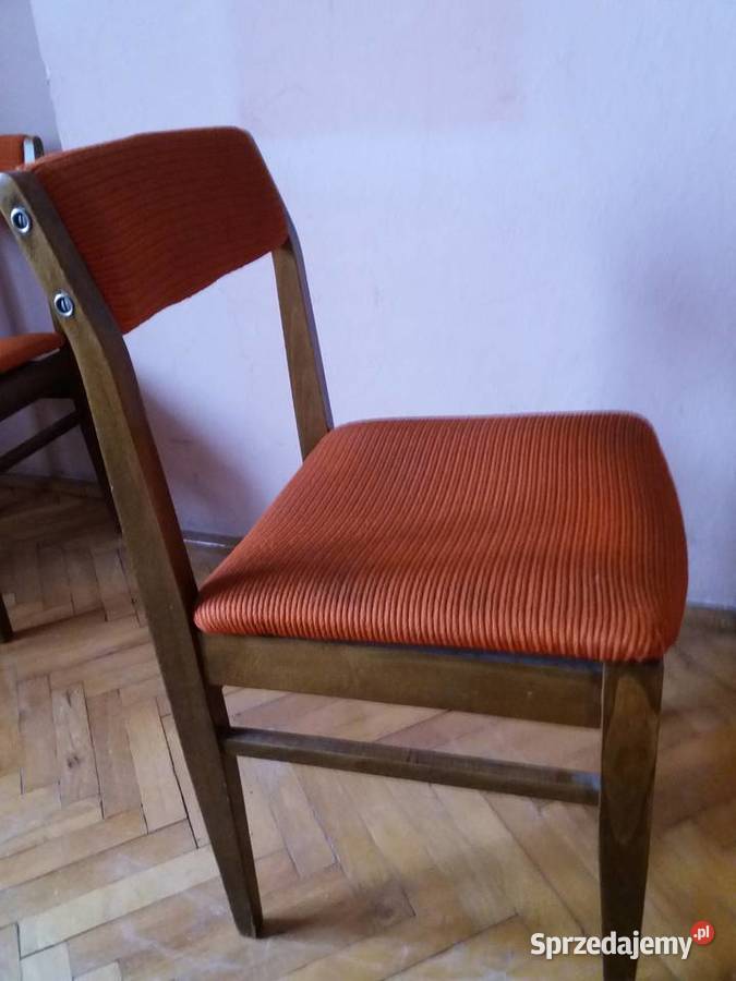 Krzesło drewniane tapicerowane z lat 80 odcienie pomarańczowego  podkarpackie Dębica sprzedam