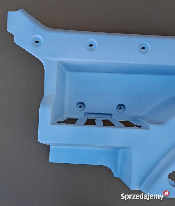 MAN TGX TG3 STOPNICA LEWA OBUDOWA STOPNIA LEWEGO ciężarowe Bieleń sprzedam