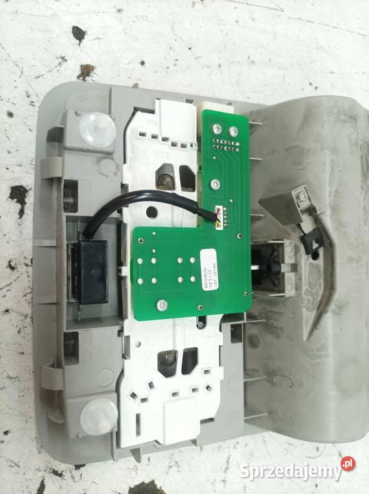 LAMPKA PODSUFITKI KOMPLET T27 8125005030 Toyota osobowe