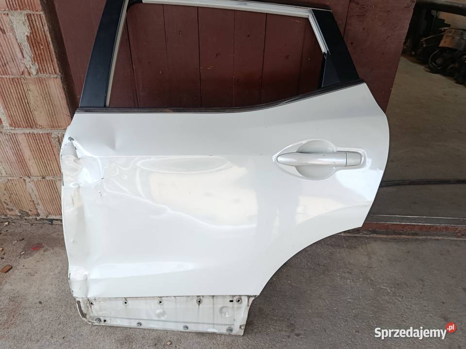 Drzwi Nissan Qashqai j11 Rok produkcji 2016 podkarpackie Sędziszów Małopolski