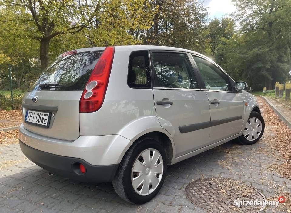 Ford Fiesta 13B 70 2006 159 przebiegu nieuszkodzony sprzedam