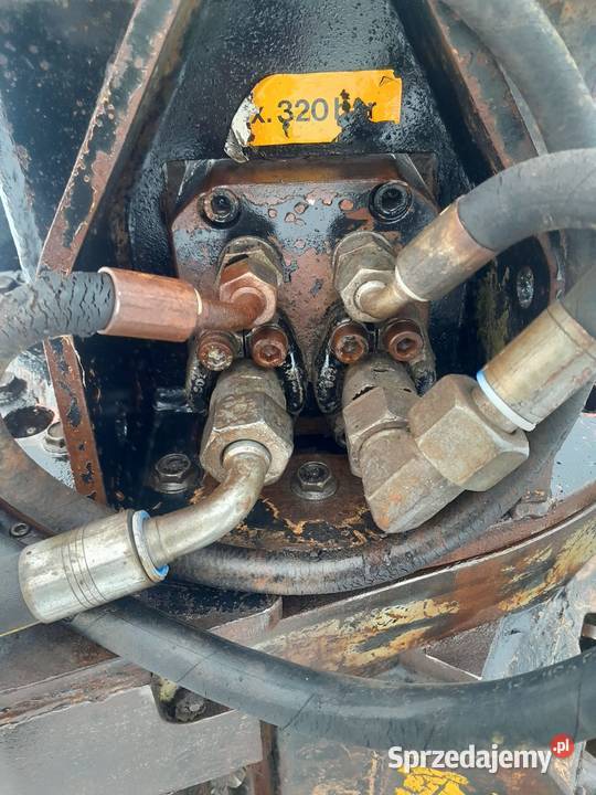 Kinshofer D15 na 2 siłownikach chwytak Maków Podhalański