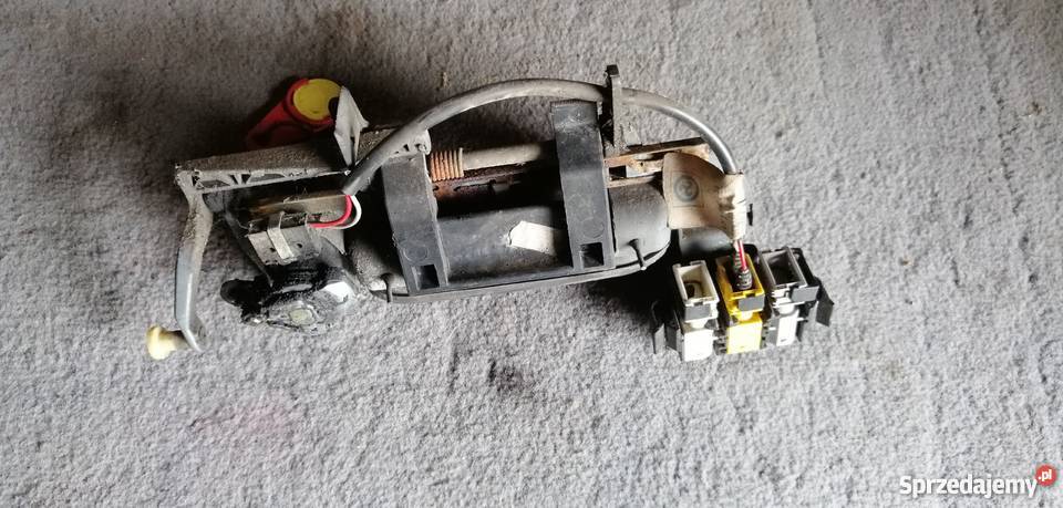 Bmw e36 klamka lewaz kluczykiem