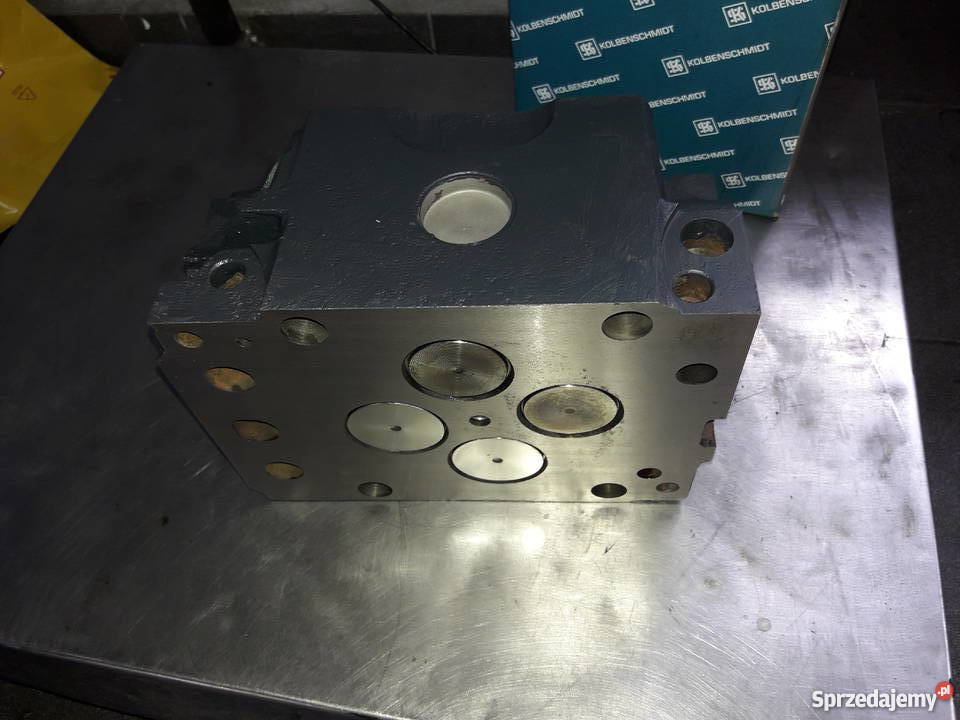 Głowica Mercedes V8 OM502LA Claas 5410103621 śląskie Częstochowa