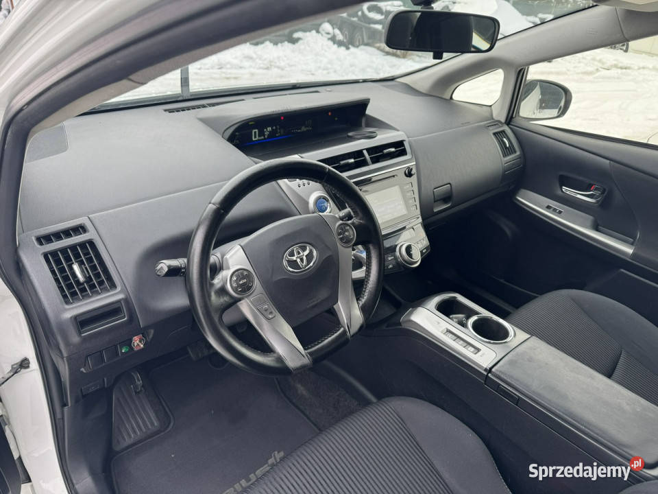 Toyota Prius 18 HSD 136 7 osób Full LED Serwis kurtyny powietrzne