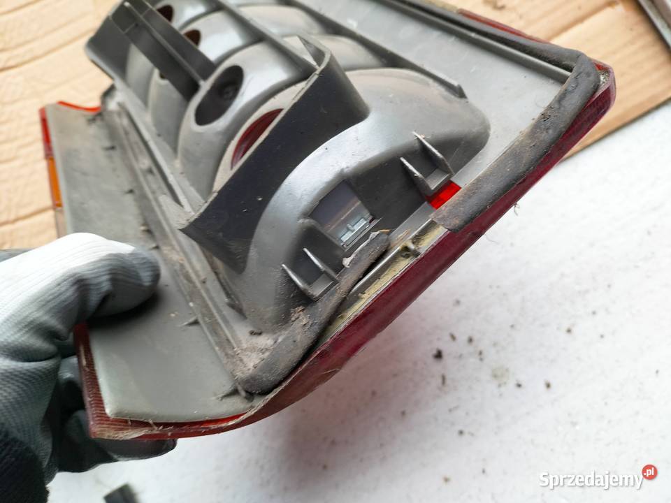CITROEN C15 LAMPA TYŁ TYLNA WKŁAD LAMPY Kamień-Kolonia