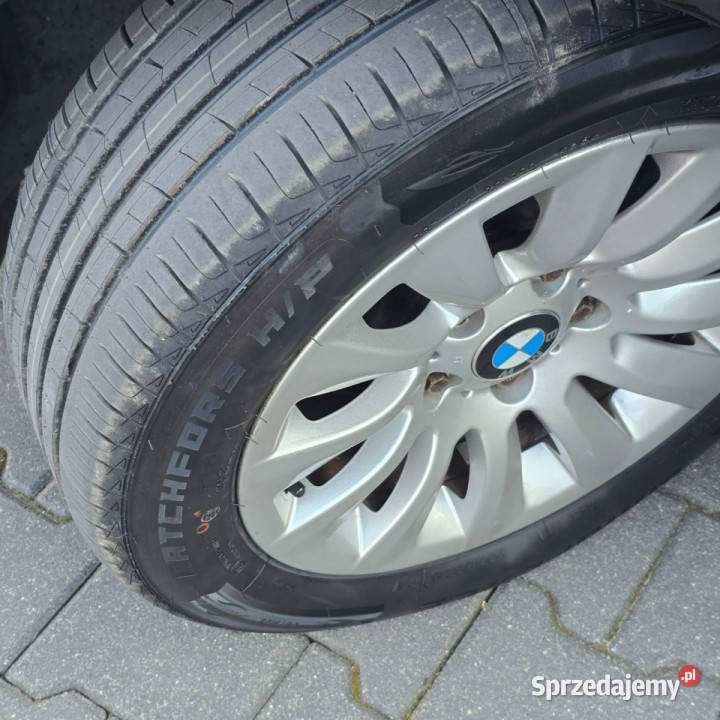 BMW 320 BMW Seria 3 E90E91E92E93 20 Benzyna 150 czarny BMW Ostrów Mazowiecka