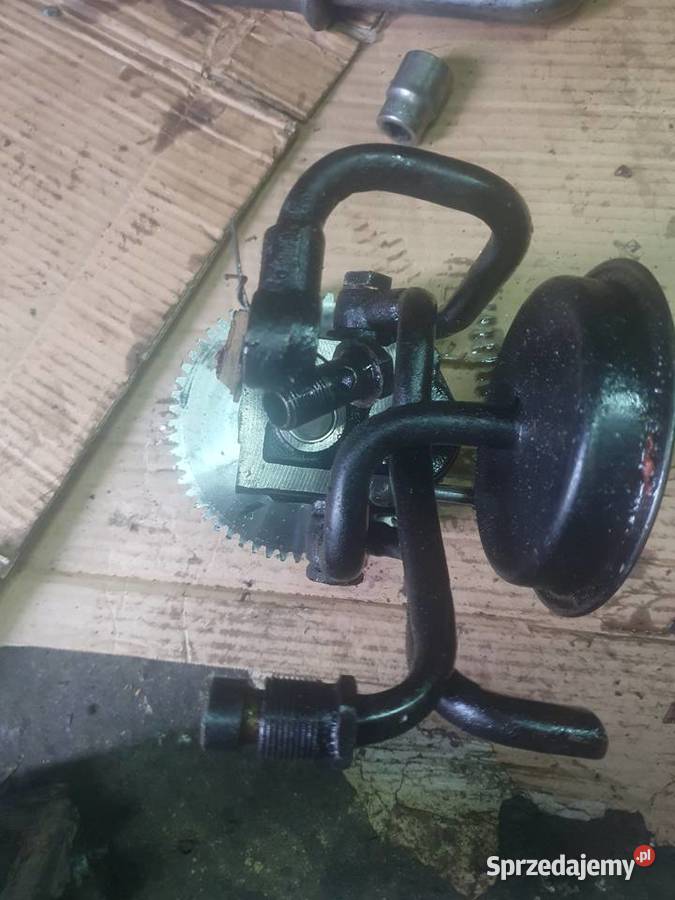 Pompa oleju Ursus C328 roczna gwarancja Napęd 2x4 Ursus Choszczno