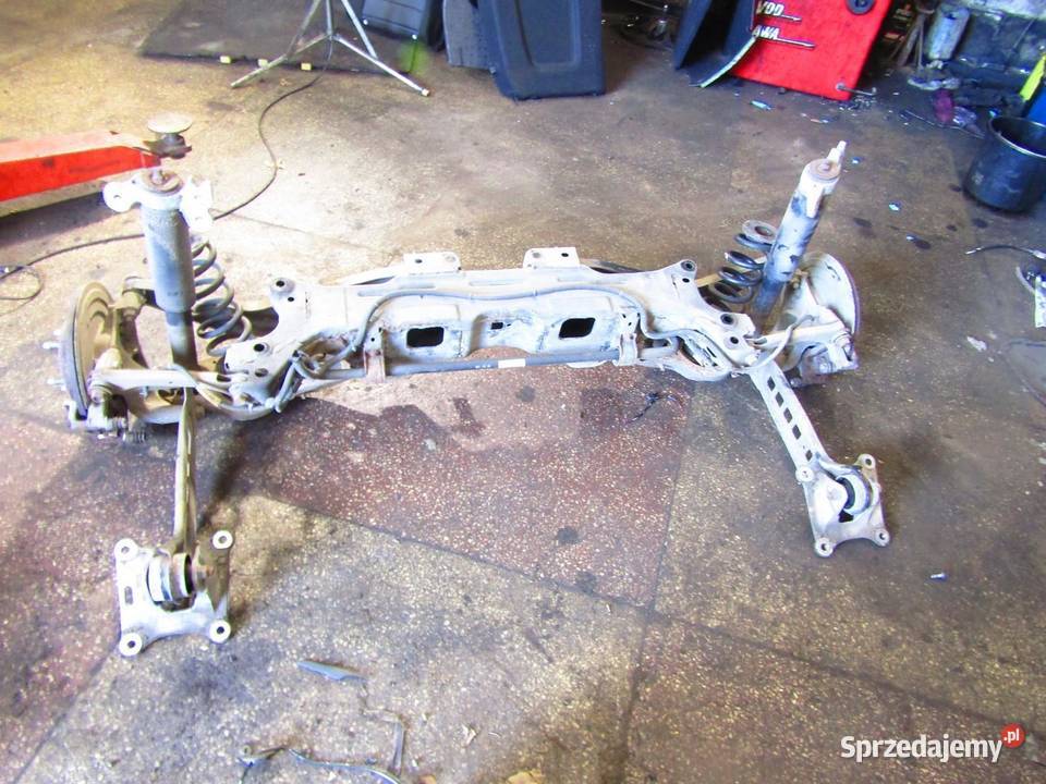 BELKA OŚ ZAWIESZENIA TYLNA TYŁ 15 TURBO OPEL osobowe