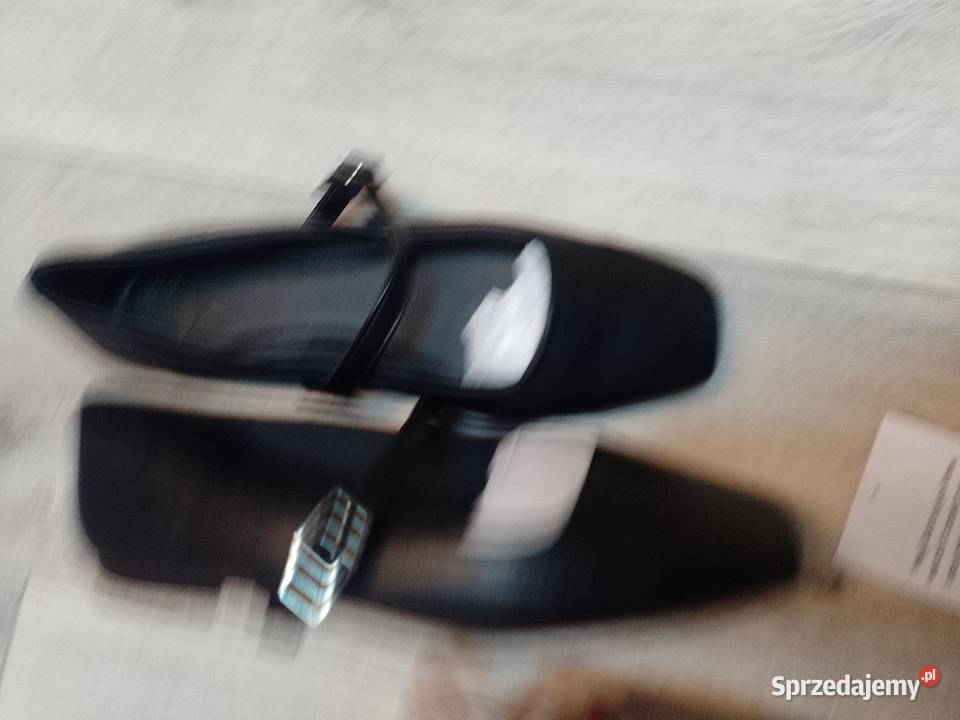 41 Czarne baleriny wieczorowe z zapięciem z Kraków sprzedam