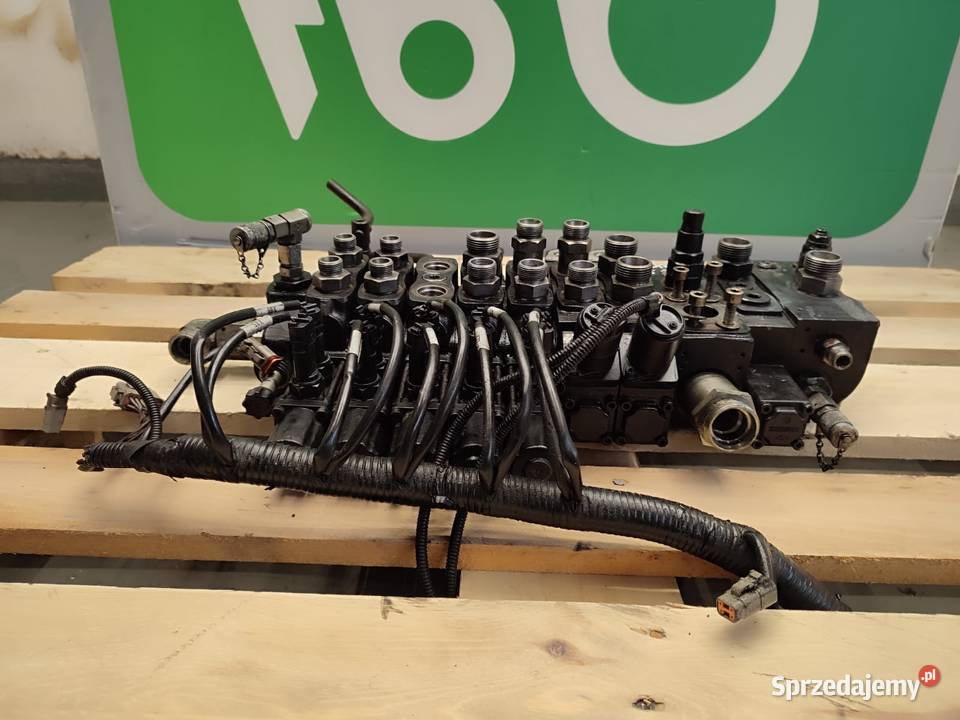 Rozdzielacz hydrauliczny PCI13009331713 Manitou wielkopolskie Wilkowo