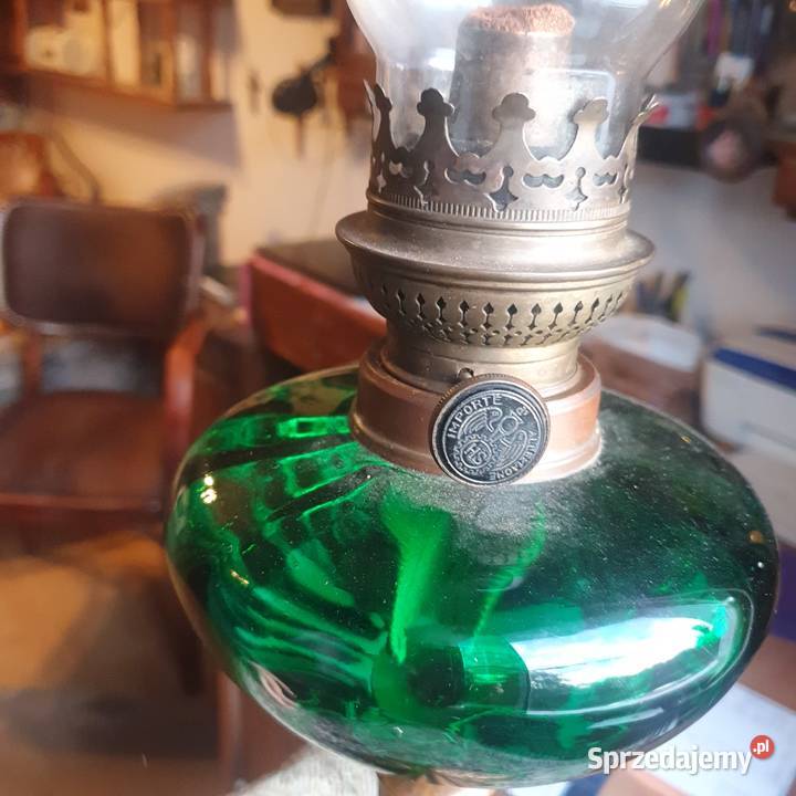 Sprawnastara lampa naftowa z zielonym Antyki, Sztuka, Kolekcje sprzedam