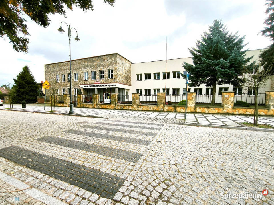 Lokal Wąchock 75m2 2266zł/m2