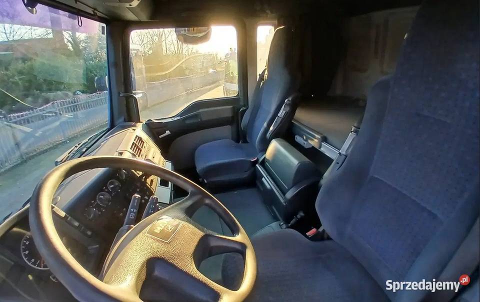 Wywrotka 6x6 do tylu MAN TGA Rok produkcji 2005 Wywrotki Warszawa