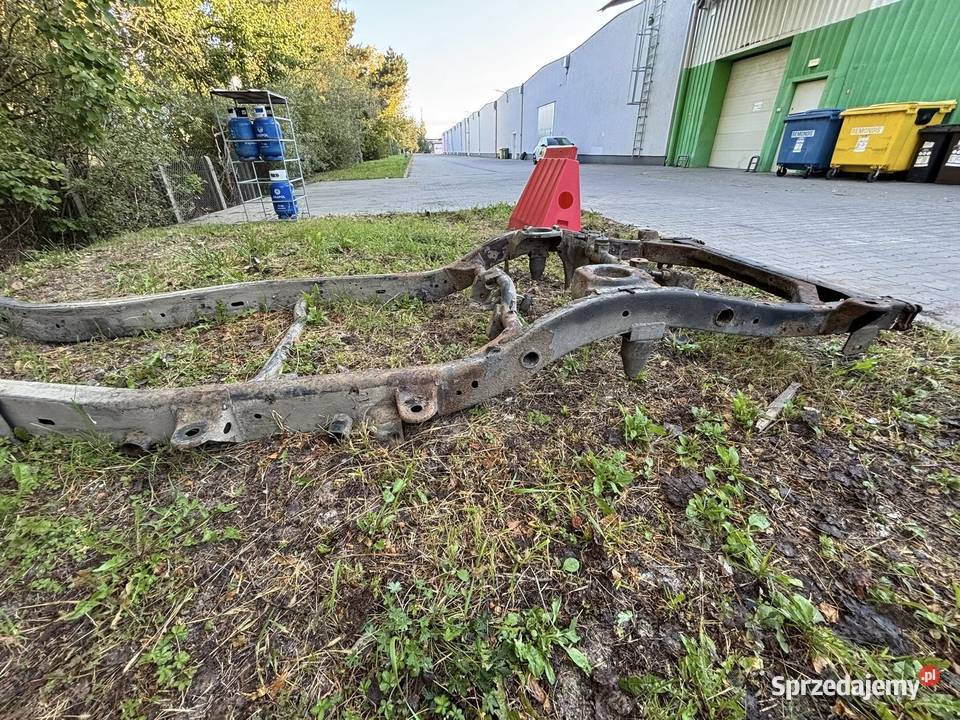 Nissan Patrol Y60 rama long LBW stan oryginał Poznań