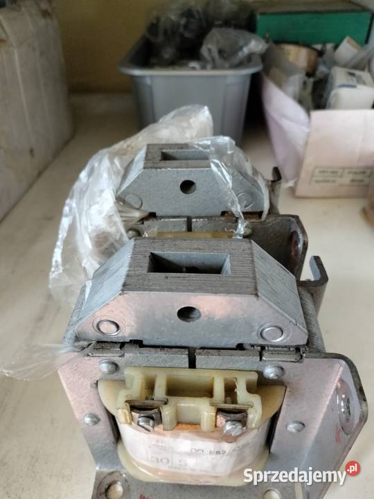 ES2 5122 5 Elektromagnes Poręba