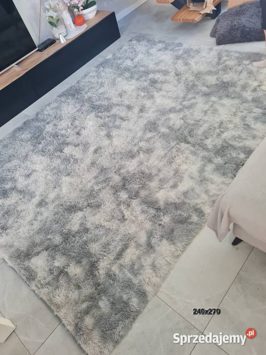 Nowy dywan 240x270 Brzostek