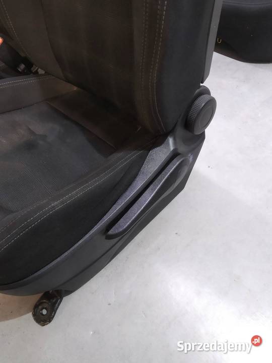 FOTELE PRZÓD TYŁ KOMPLET BOCZKI PRZÓD Kia