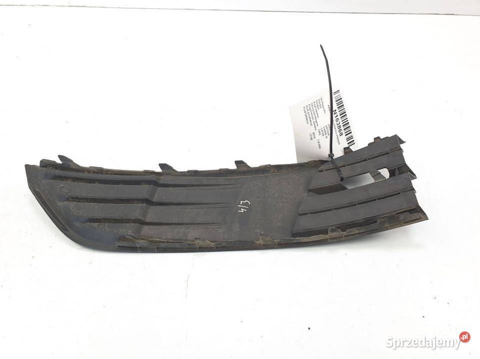 KRATKA HALOGENU PRAWA SKODA FABIA III 6V0807368 osobowe Lipno