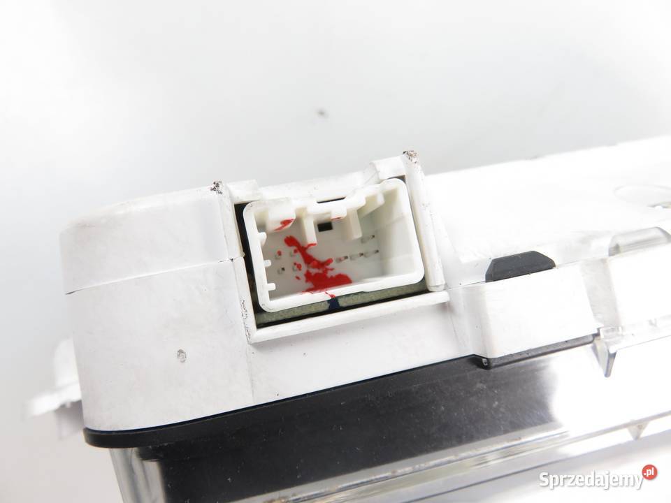 LICZNIK VOLVO V50 24 D5 30765311