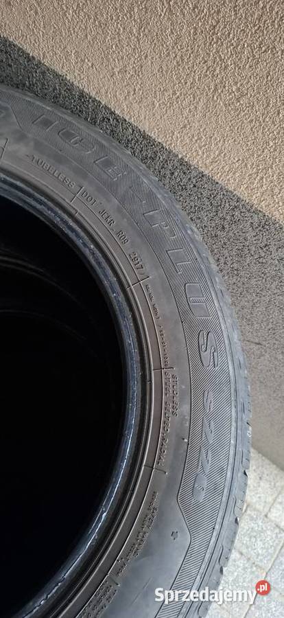 Opony zimowe 235 60 18 Ustroń sprzedam
