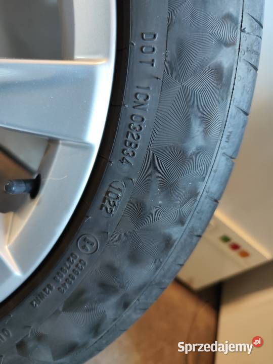 Opony letnie 2055517 95V XL Continental opolskie sprzedam