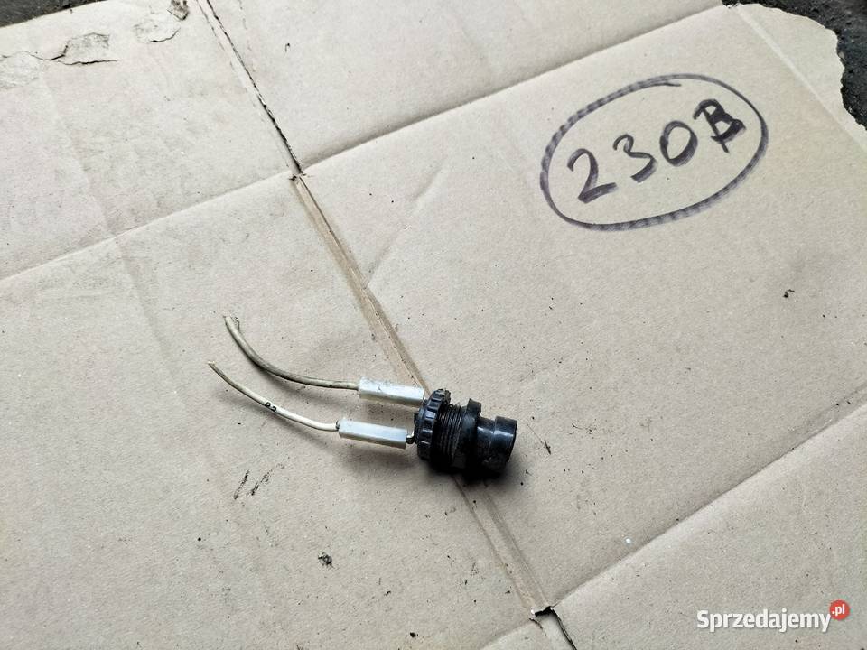 PŁĄCZNIK GRZANIA ŚWIEC GOLF 2 3 PASSAT B2 B3 B4 lubelskie Kamień-Kolonia