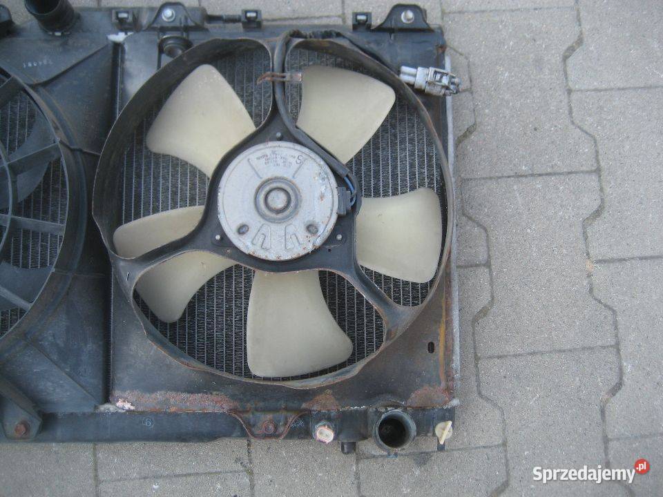 toyota avensis t22 lift 0002r 20 diesel Rakoniewice sprzedam