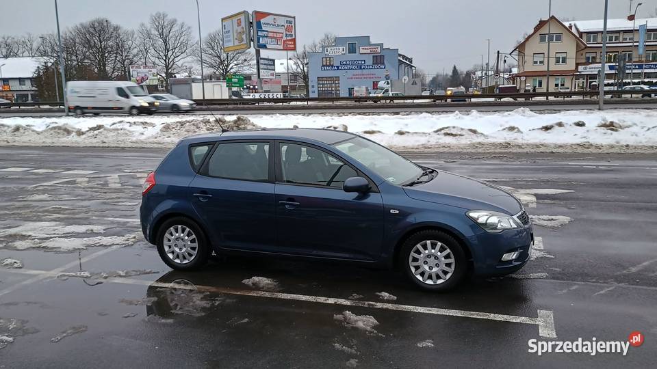 KIA Ceed Eco Dynamisc w stanie bezwypadkowa