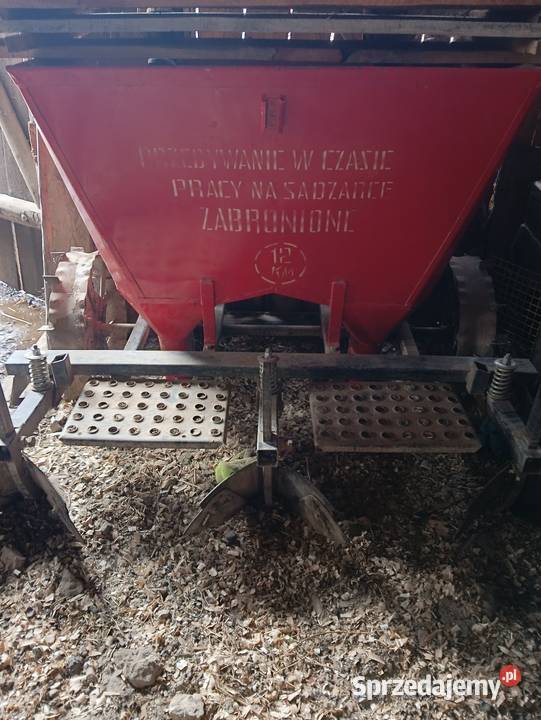 Sadzarka do ziemniaków nieuszkodzony Łagów