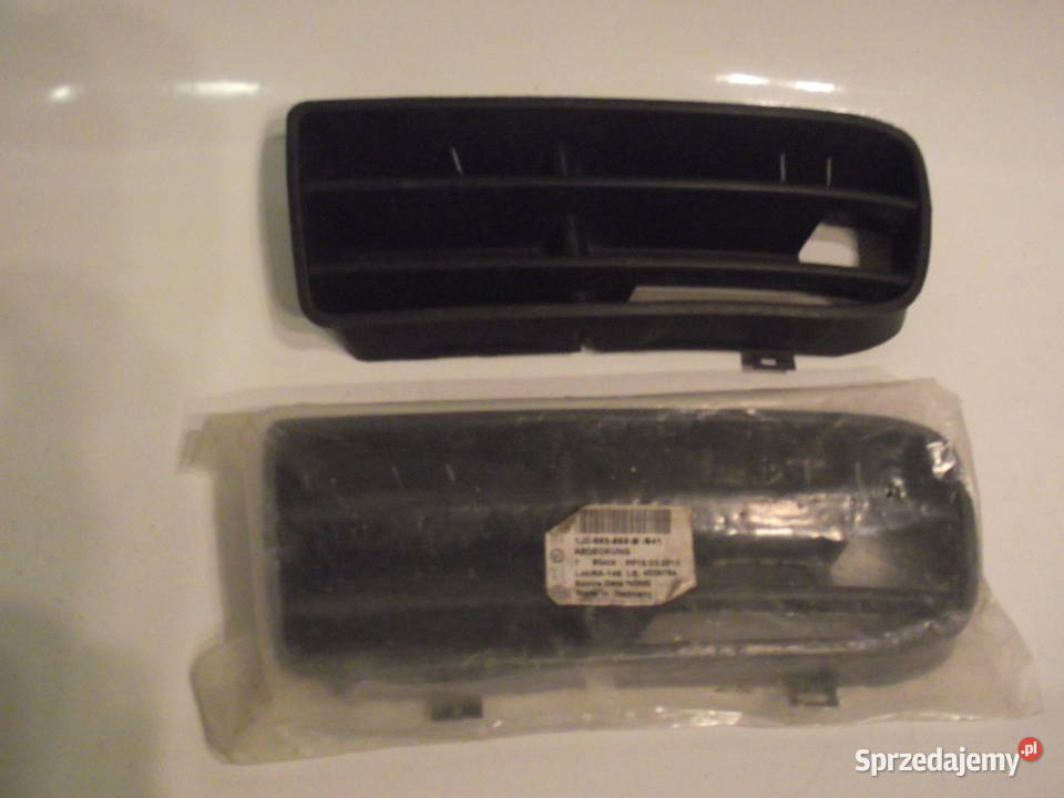 Vw Golf IV Kratka w zderzak Lewa Oryginał Wrocław