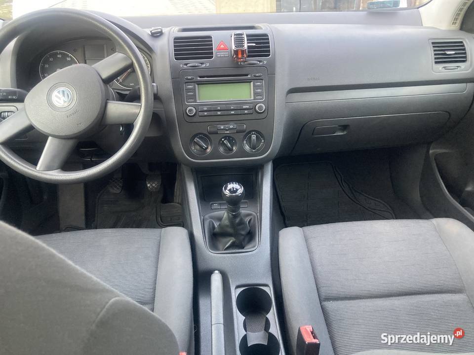 VW Golf V 14Benzyna nieuszkodzony Chorzów
