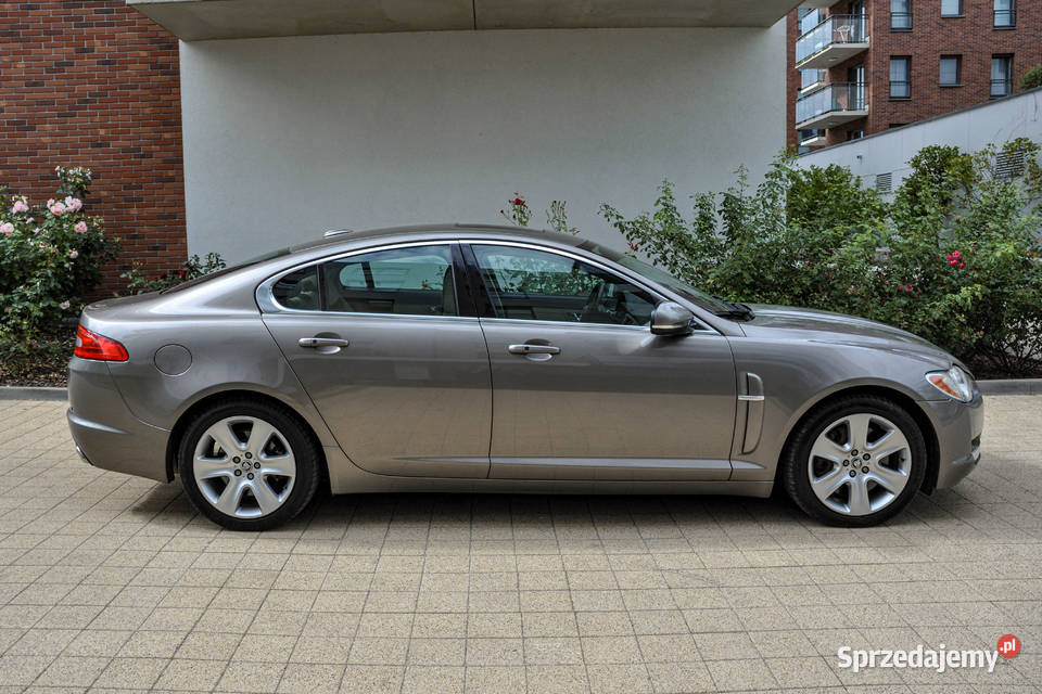 Jaguar XF 30d 275 2010 r Automat Skóry Wrocław