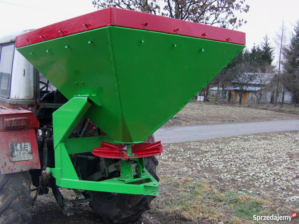 Rozsiewacz nawozów RNZ brzeg N022 750l Lepszy lubelskie Starościce