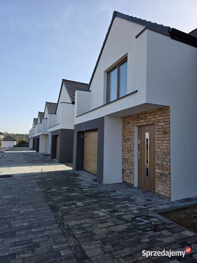 Kębłowo fotowoltaika pompa ciepła garaż Rok budowy 2025 pomorskie