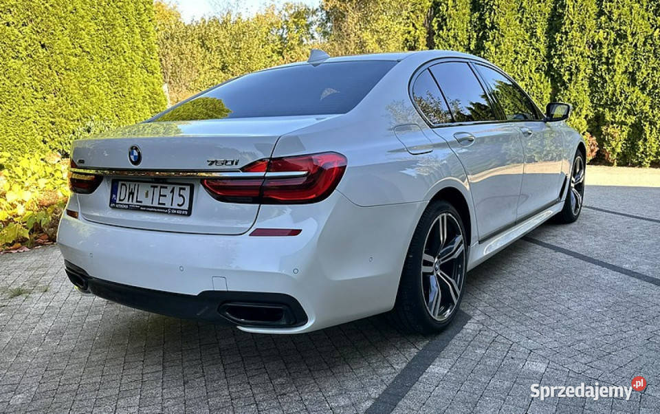BMW 750 BMW 750i G12 XDrive 450 Lasery DVD kurtyny powietrzne Wrocław